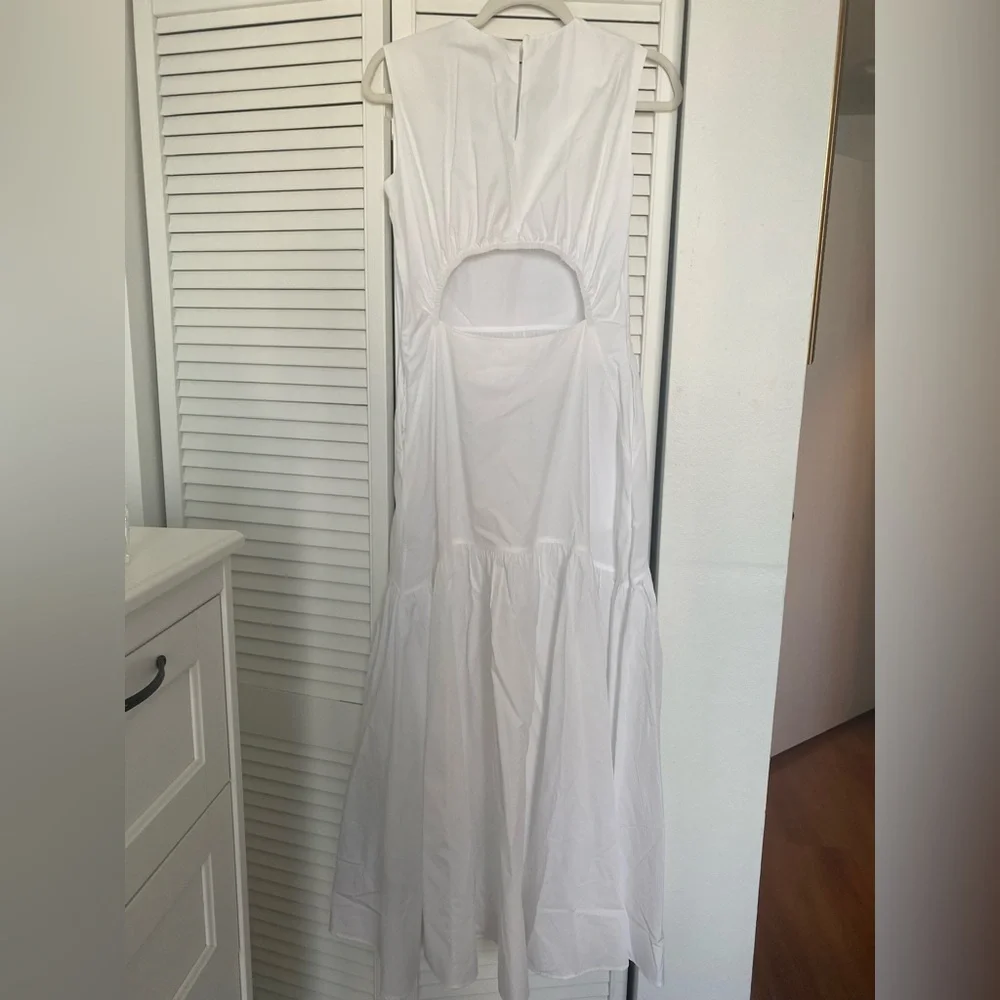 Elegant White Sleeveless Dress Cos - Picture 5 of 6